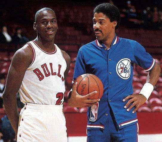 冰球赛事不 冰球赛事不