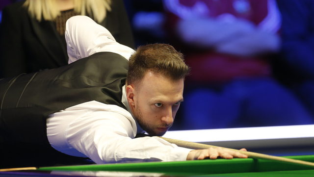 她在家庭生 她在家庭生