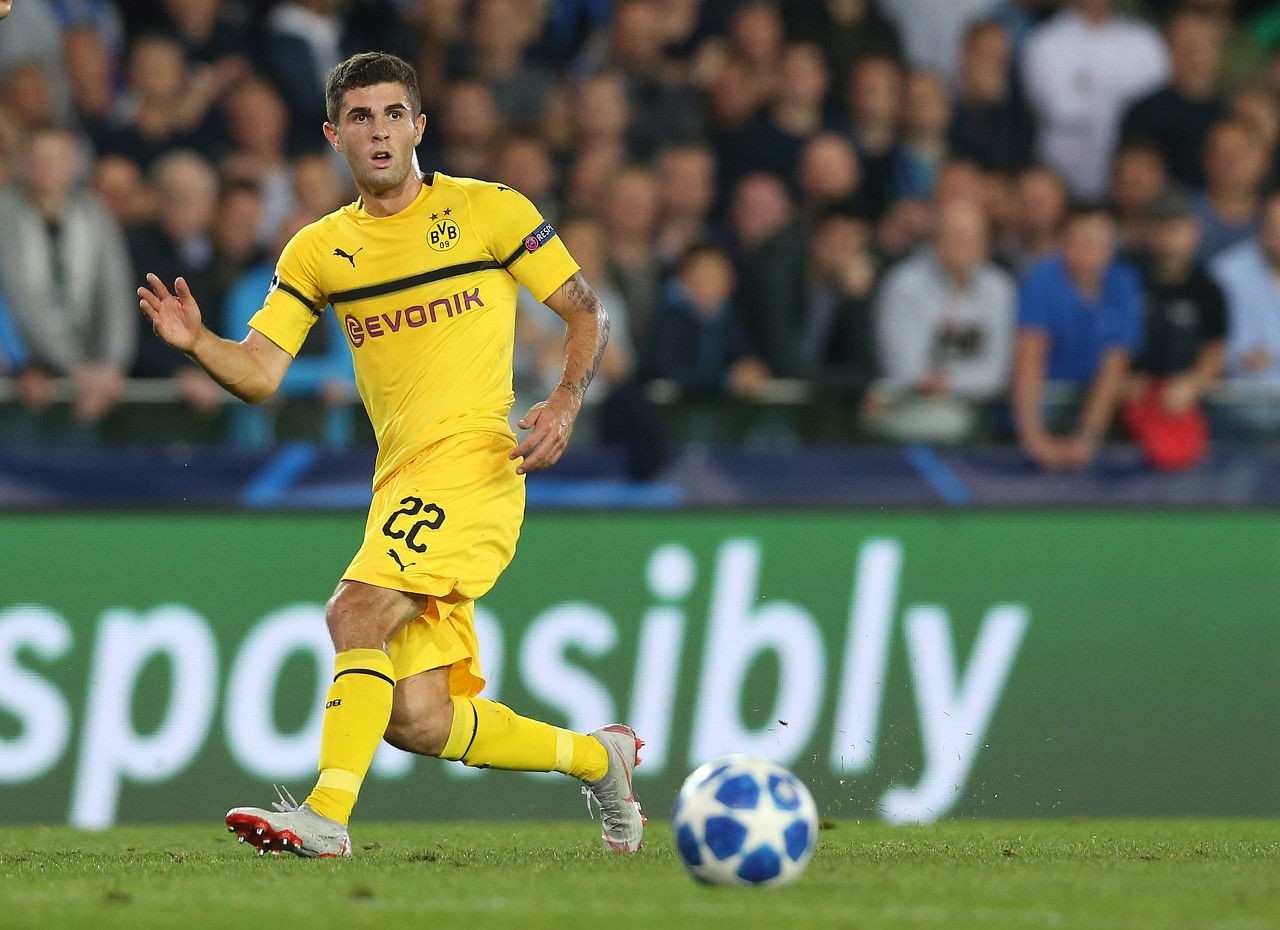 边后卫频频 边后卫频频